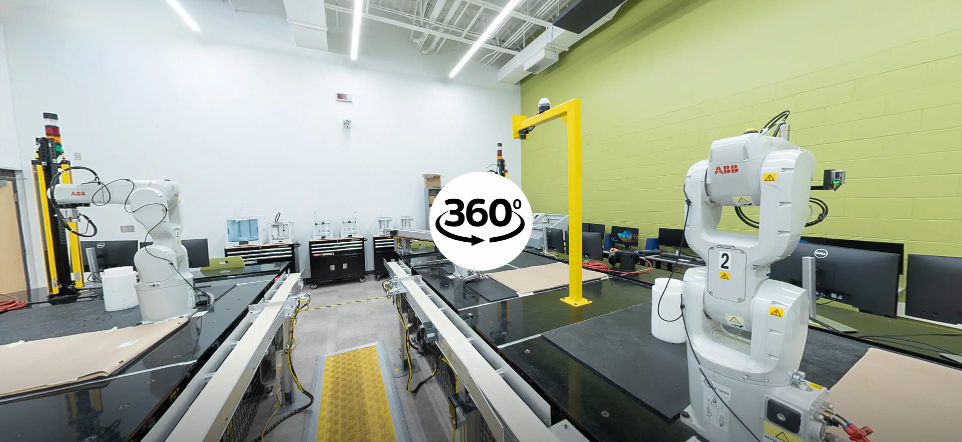 360 degree virtual tour icon over photo of Robotics Lab
