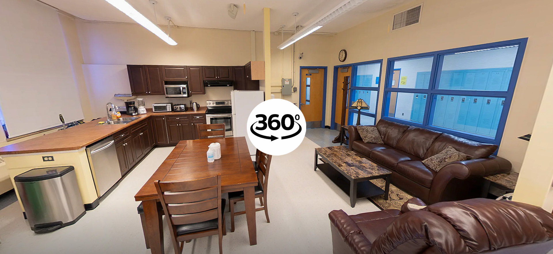 360 degree virtual tour icon over photo of Simulated Home