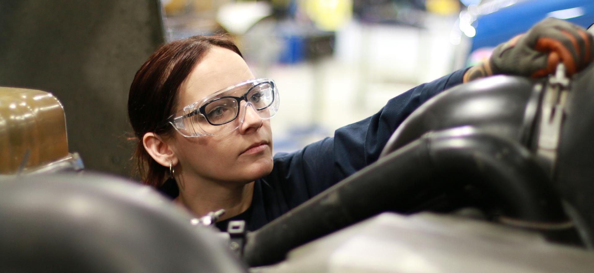 Women in trades in a pre-apprenticeship program