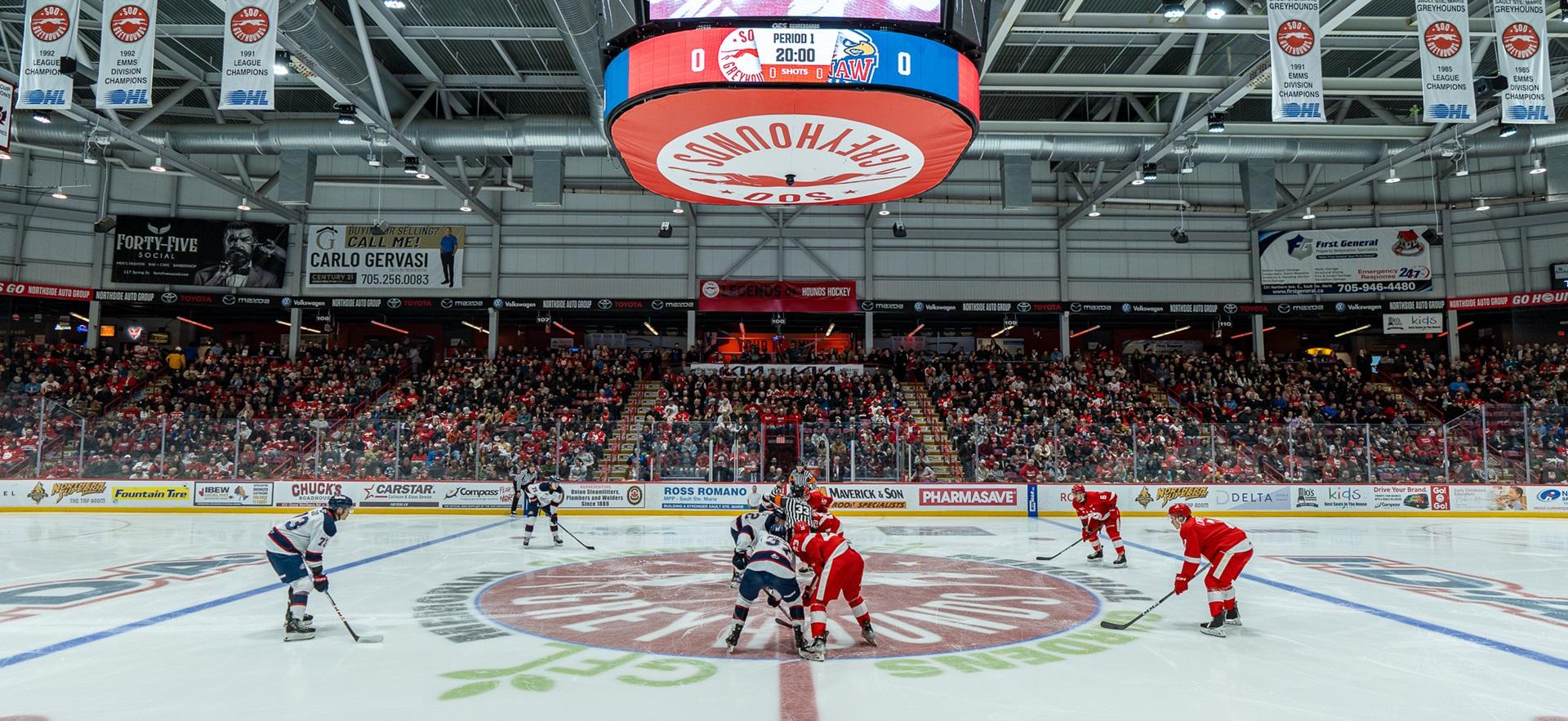 Soo Greyhounds shown facing off at GFL Memorial Gardens